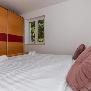 https://apartman-maya.primorje-gorskikotar.com